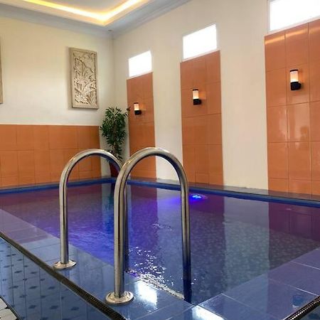 Kayz Villa Batu Dengan Kolam Renang Pribadi Zewnętrze zdjęcie