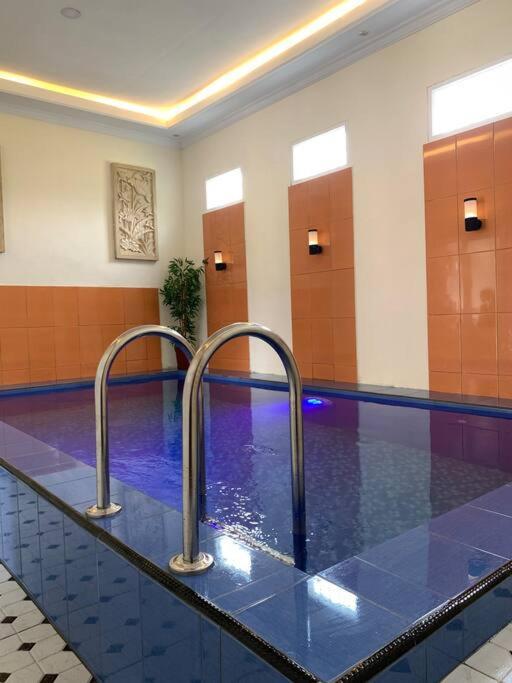 Kayz Villa Batu Dengan Kolam Renang Pribadi Zewnętrze zdjęcie
